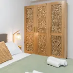 κypraios Plaka (Milos)