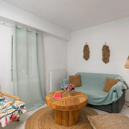 アパート κypraios *