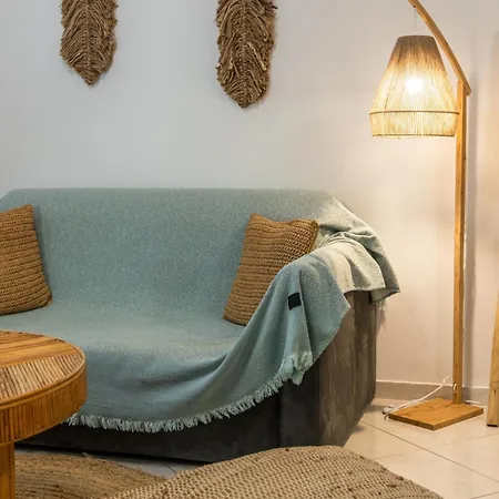 Apartment Manolis And Filio Plaka (Milos)
