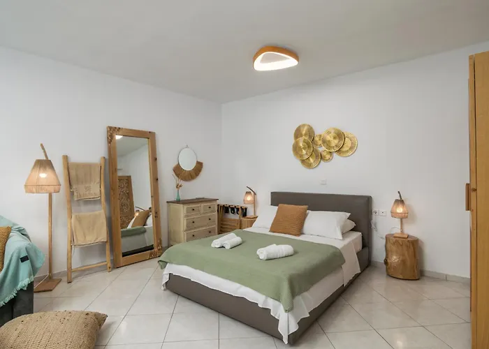 κypraios Lejlighed Plaka (Milos)