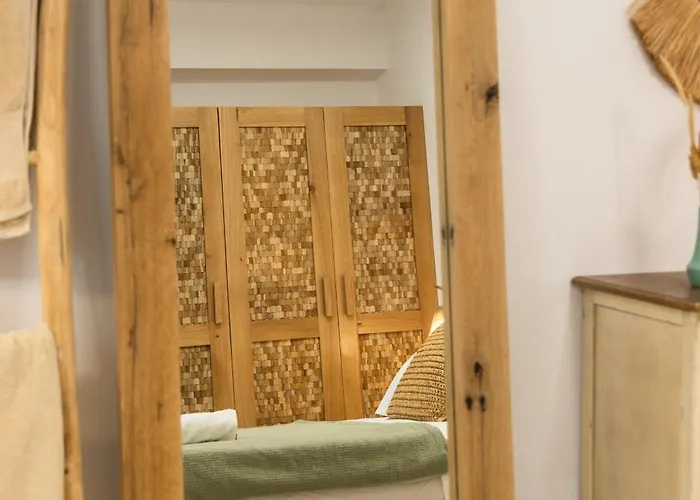 κypraios * Plaka (Milos)